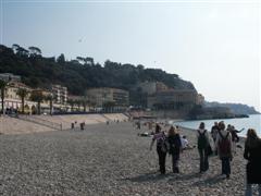 Der Kiesstrand von Nizza